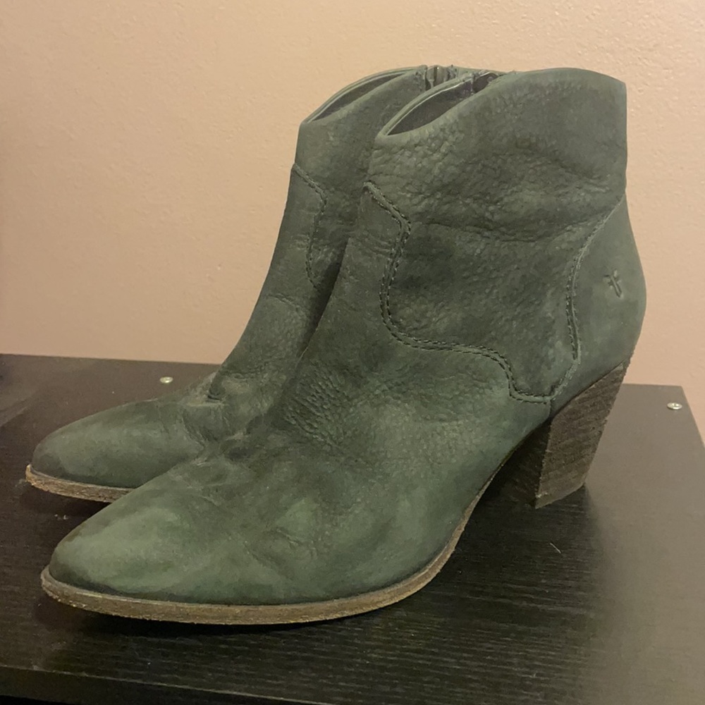 FRYE Women's Reina Ankle Boot Black Buffed Nubuck 9.5